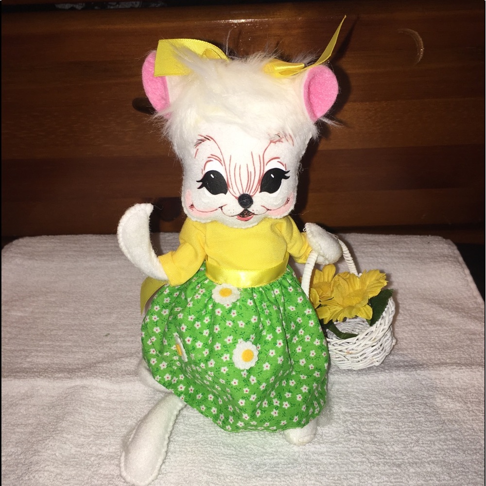 Annalee Easter 2013 Spring Mouse With Basket